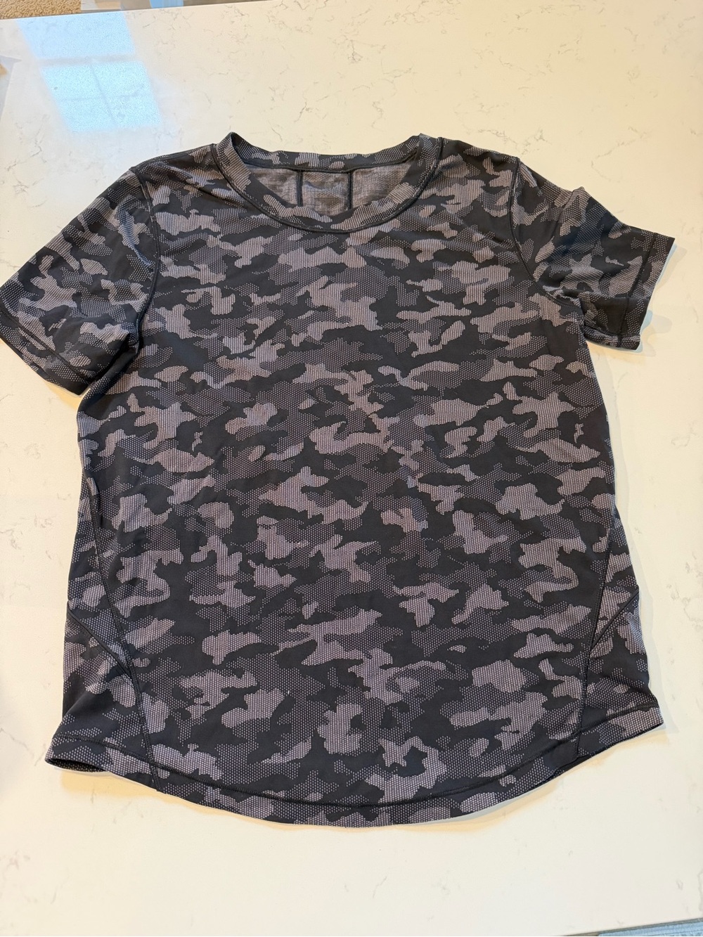 Lululemon Gray & Black Camo Short Sleeve Tee - Picture 1 of 5